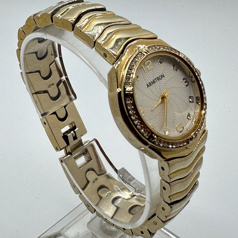 Woman’s Armitron Watch 75/57336GP - Picture 3 of 8
